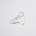 Pearl Charm Flower Hair Claw Gold – hair accessories (view 1)