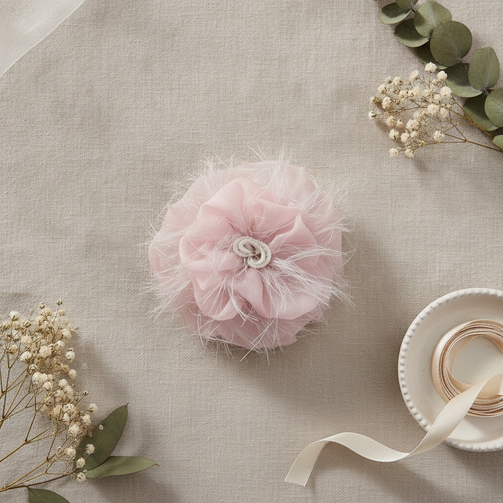 Pink Feather Hair Claw Clip – hair accessories (view 2)