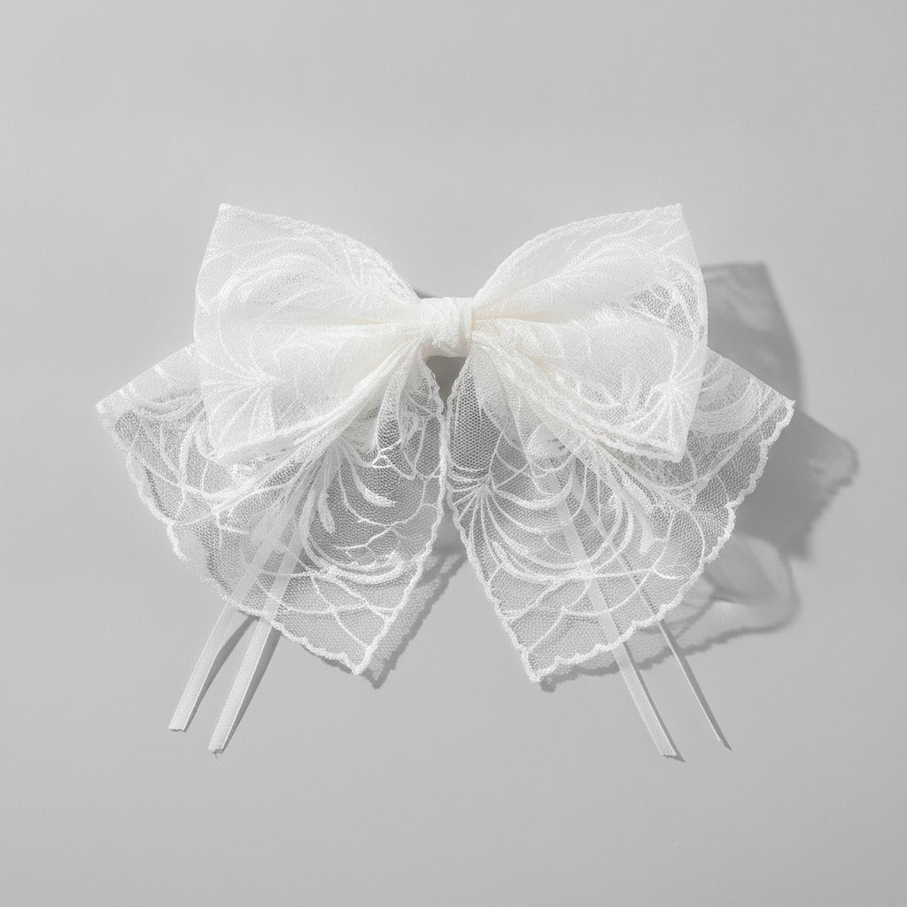 Cream Lace Butterfly Wing Hair Claw Clip – hair accessories (view 1)