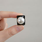 Mini Pearl Hair Claw Clip – hair accessories (view 3)