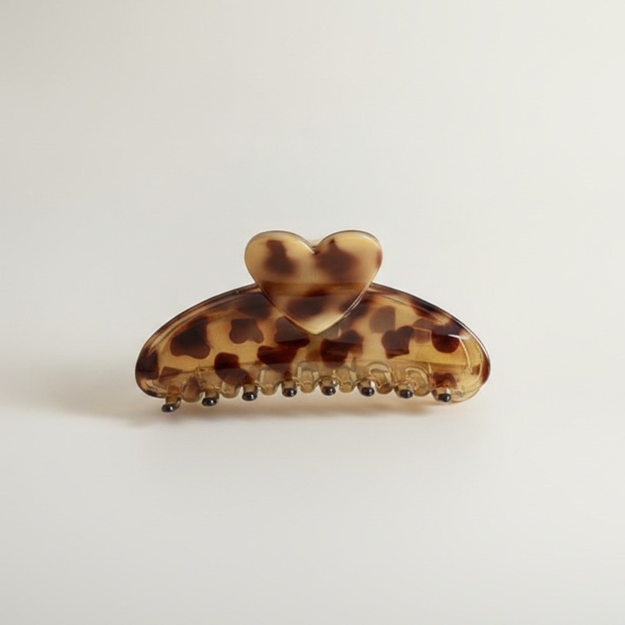 Tortoise Shell Heart Design Hair Claw Clip – hair accessories (view 1)