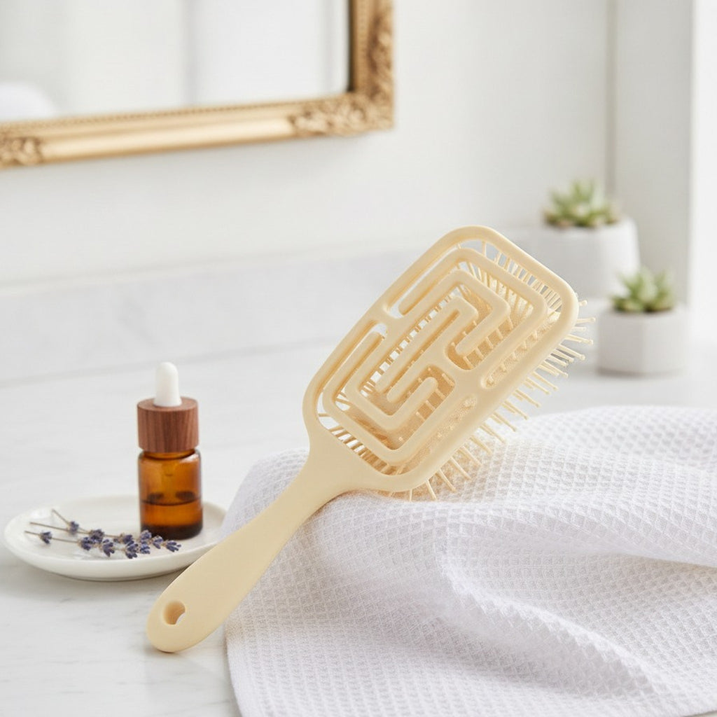 Ventilated Maze Pattern Detangling Hairbrush – Korean beauty tool (view 2)