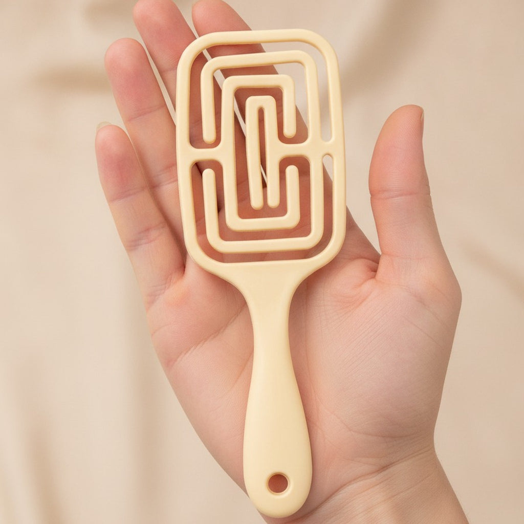 Ventilated Maze Pattern Detangling Hairbrush – Korean beauty tool (view 3)