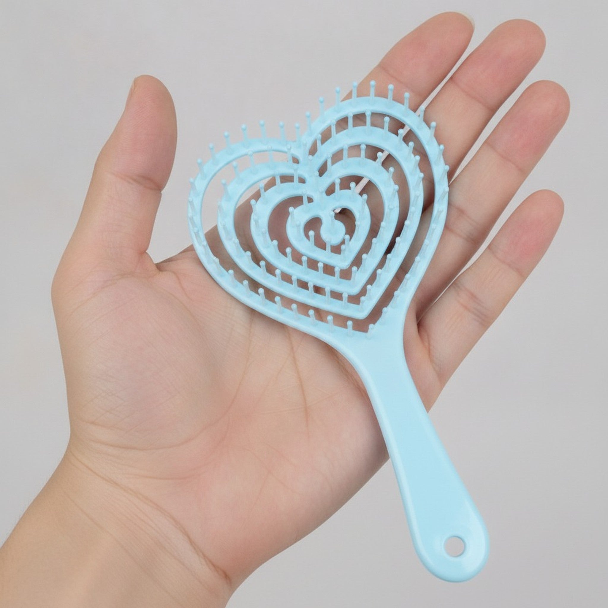 Heart Shaped Flexible Hair Detangling Brush – Korean beauty tool (view 4)