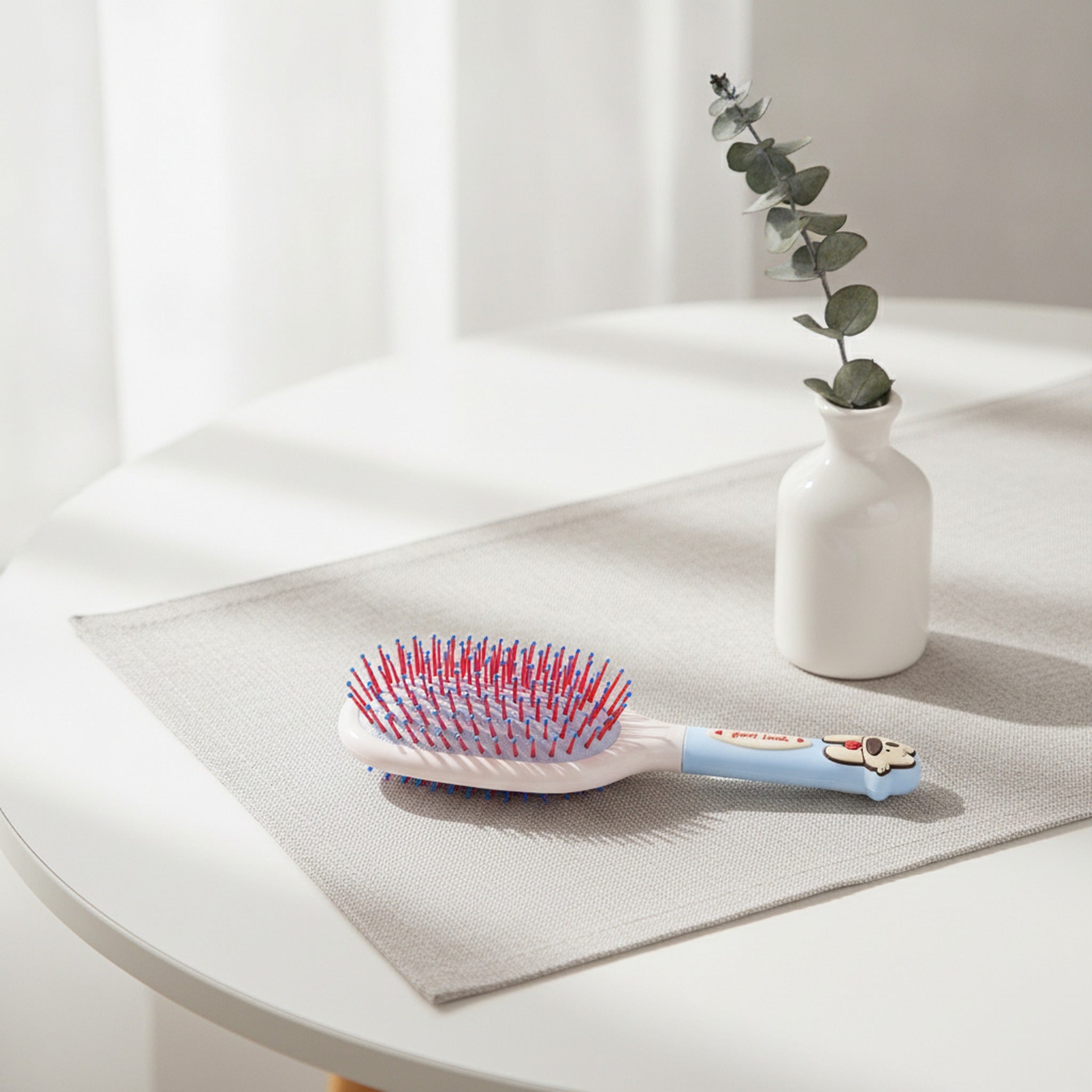 Big Nose Dog Air Cushion Massage Hair Brush - Type 1 – novelty & toys (view 2)