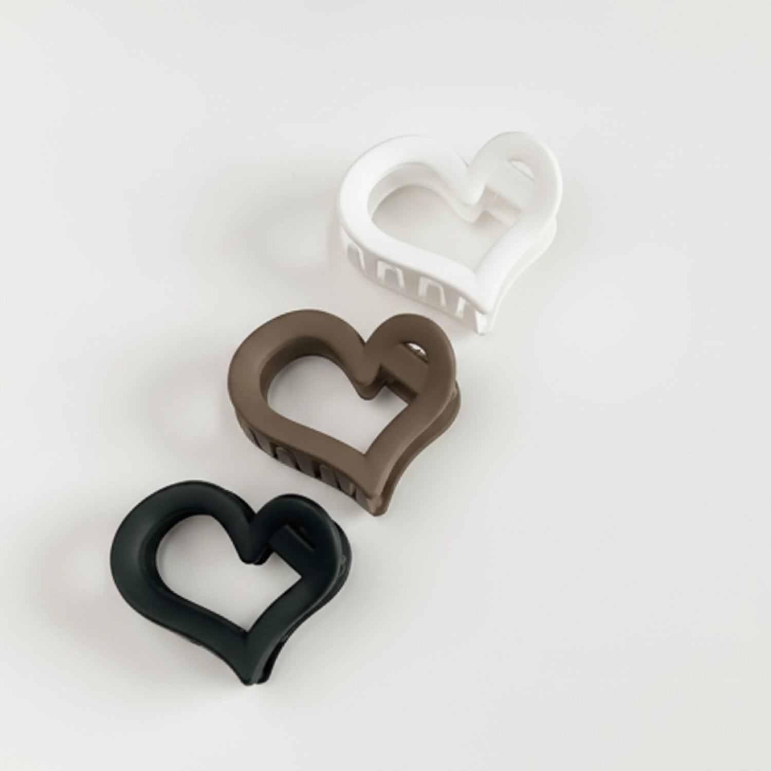 Heart-Shaped Hair Clips Set Three-Pack