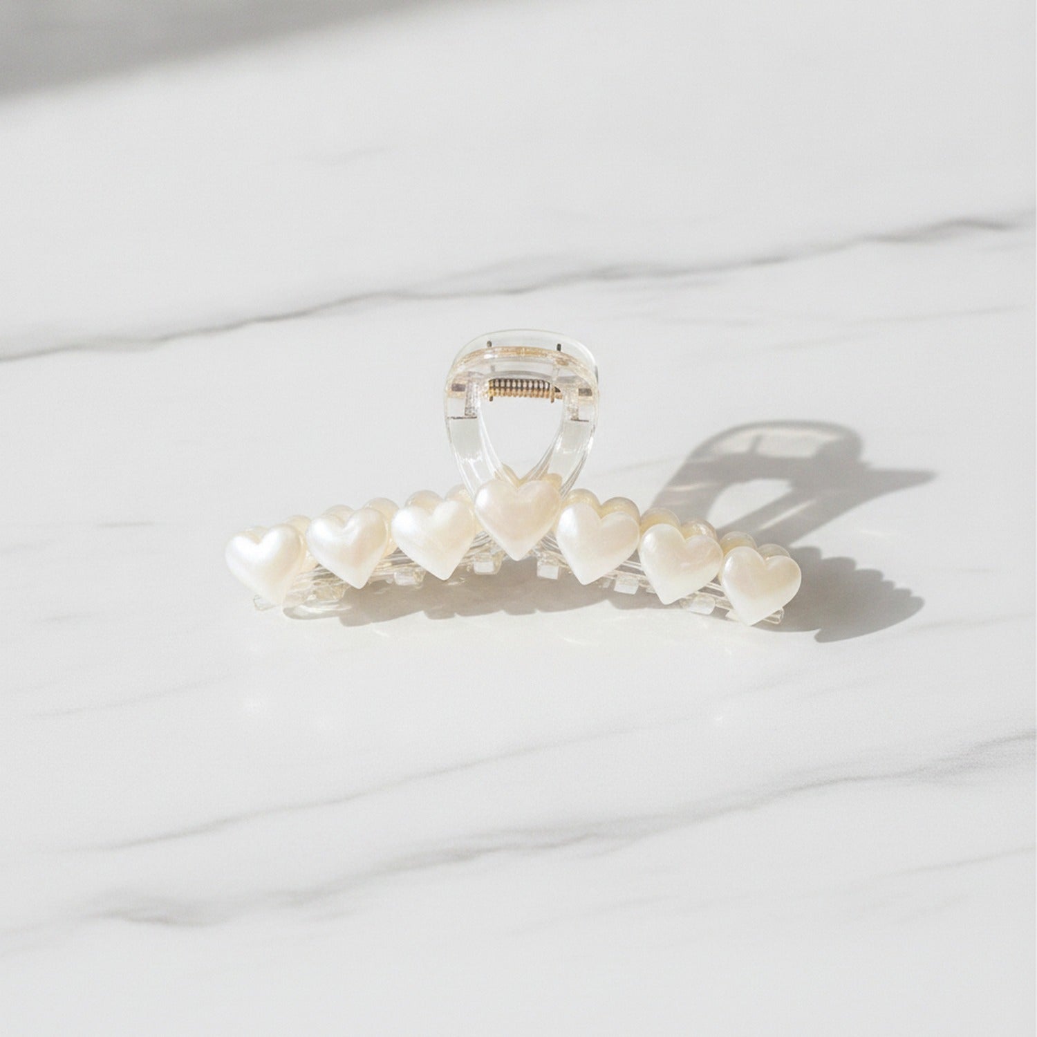 Pearl Spine Hair Claw Clip
