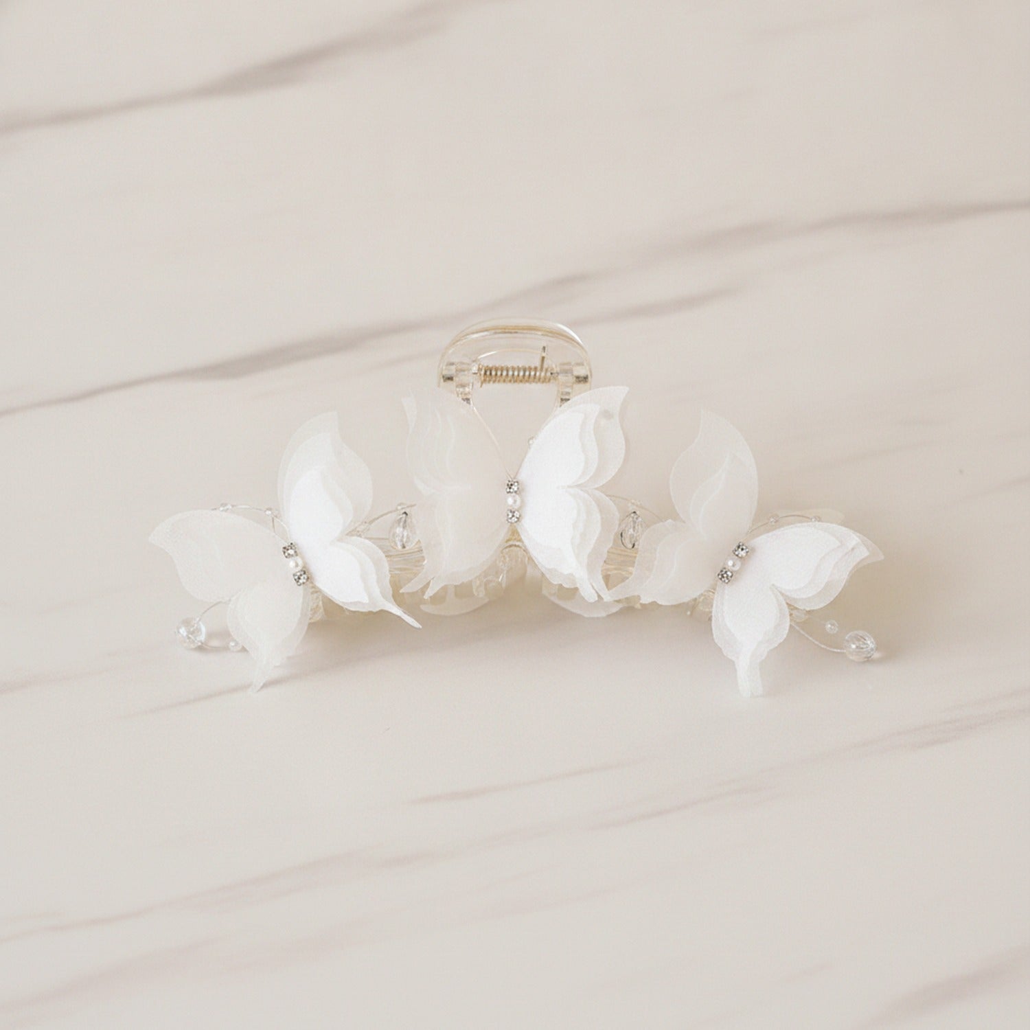 White Pearl Flower Hair Claw Clip