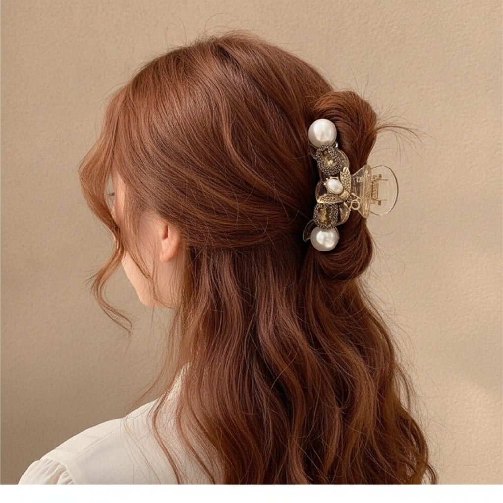 Pearl Bee Charm Hair Claw Clip - Pearl Bee Gold