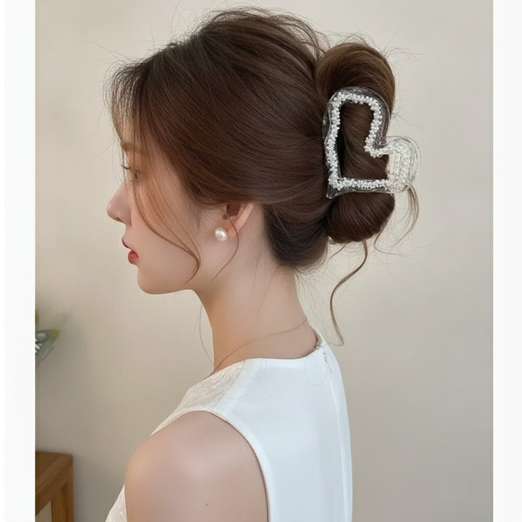 Pearl Heart Hair Claw Clip – hair accessories (view 3)