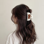 Tortoiseshell Lucky Cat Hair Claw Clip – hair accessories (view 3)