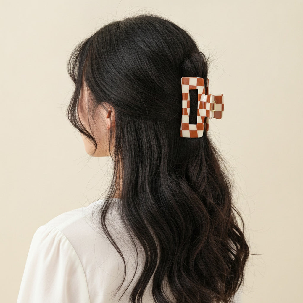 Hair Claw Clip - Camel Check 10.5cm – hair accessories (view 2)