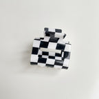 Hair Claws Colorblock - Black White Grid 5cm – hair accessories (view 1)