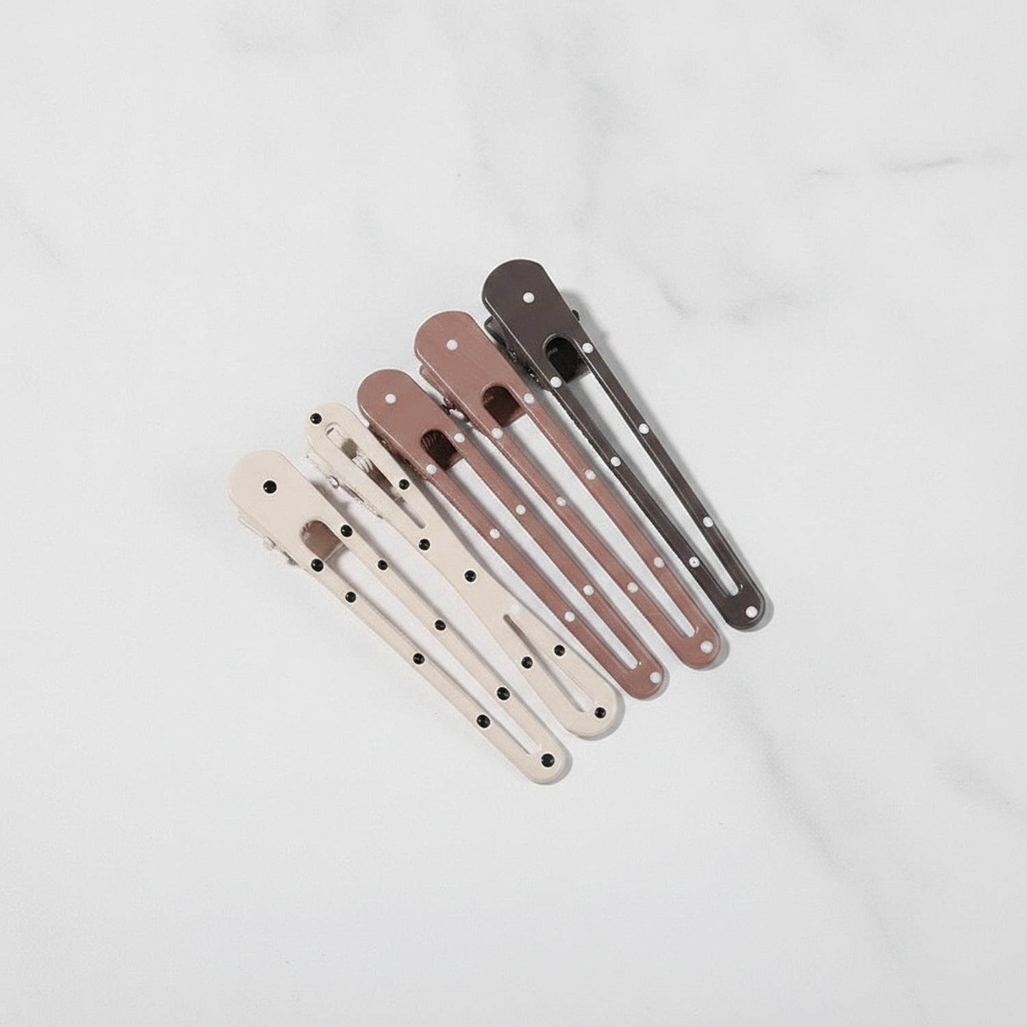 Wavy Hair Clips Set In Neutral Tones