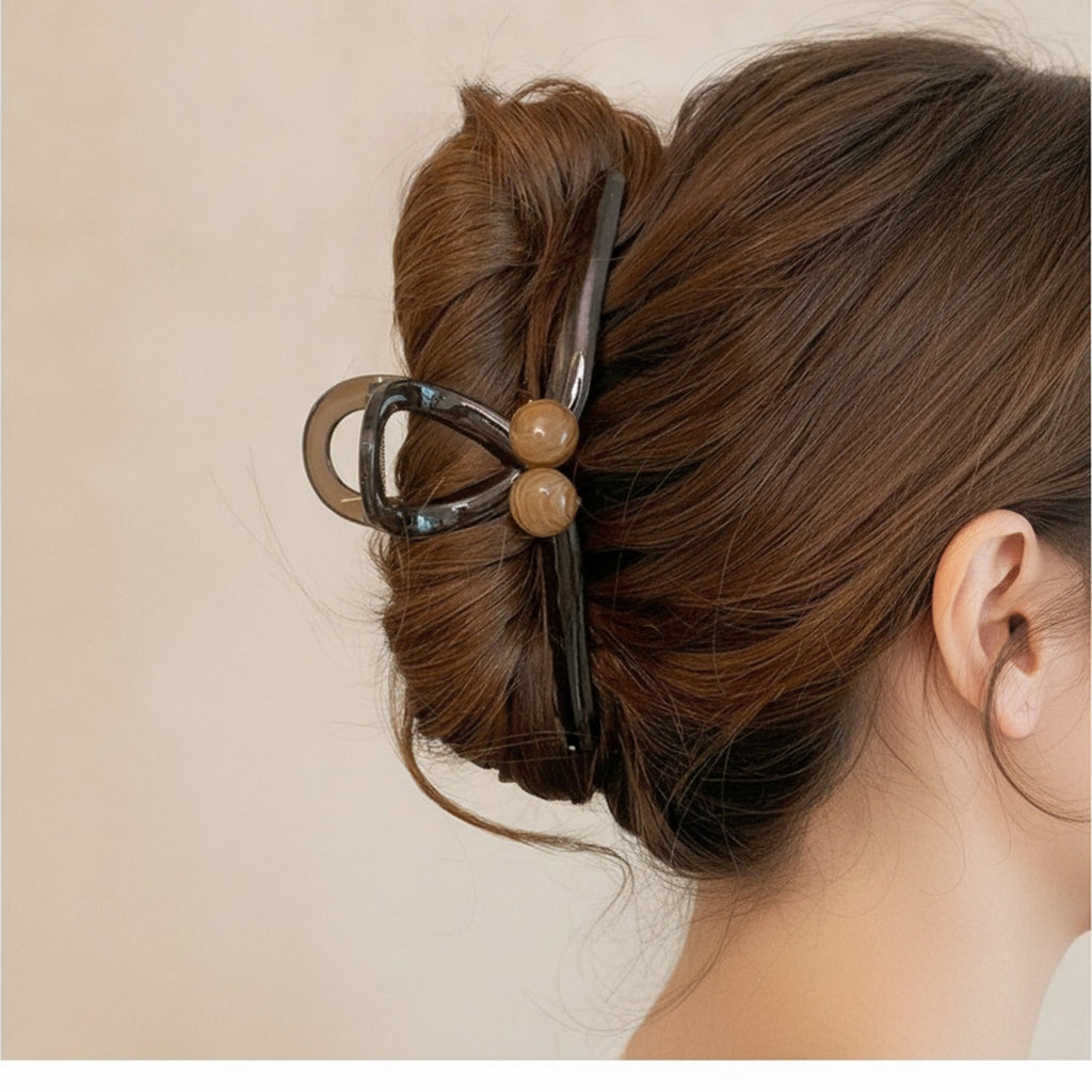 Wood Bead Hair Claw Clip Tortoiseshell – hair accessories (view 2)