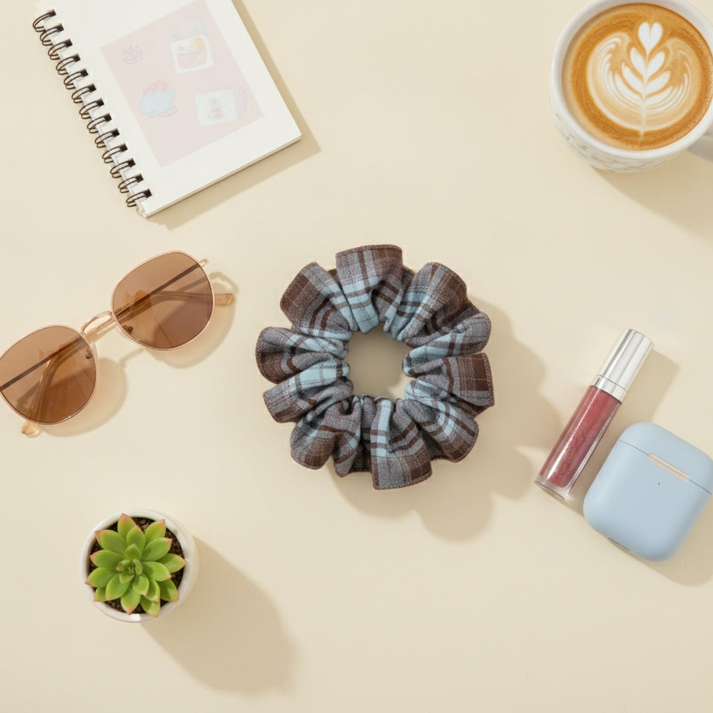 Plaid Hair Claw Clip Scrunchie – hair accessories (view 3)