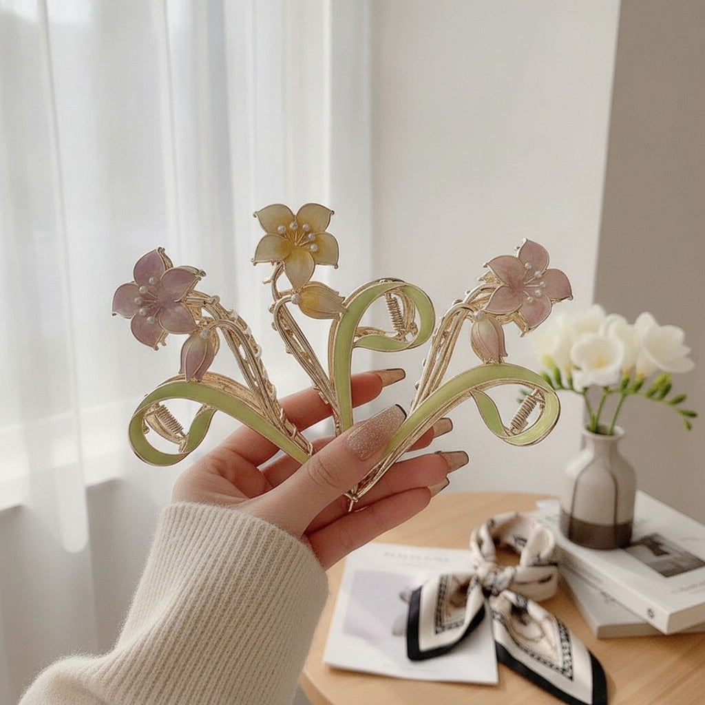 Floral Pearl Hair Claw Clip - Light Purple – hair accessories (view 2)