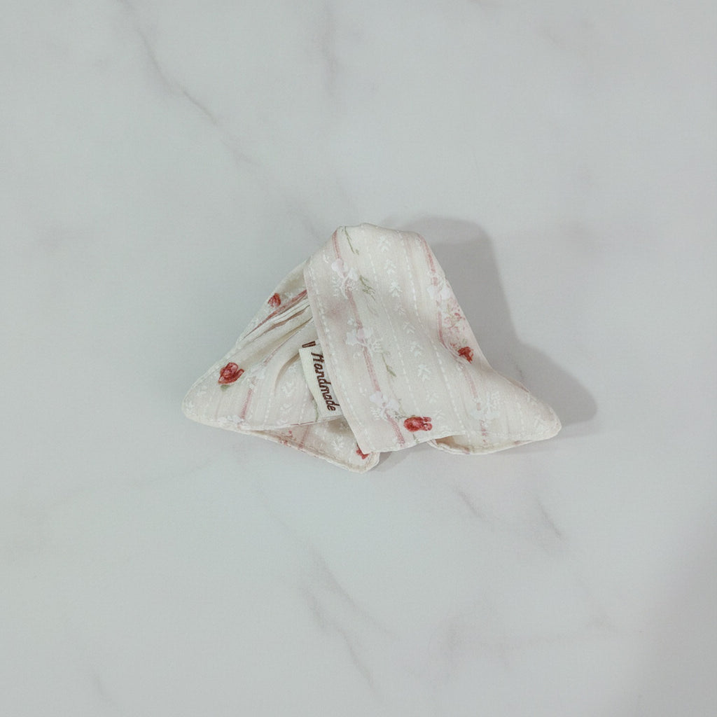 Floral Red Rose Hair Claw Clip – hair accessories (view 2)