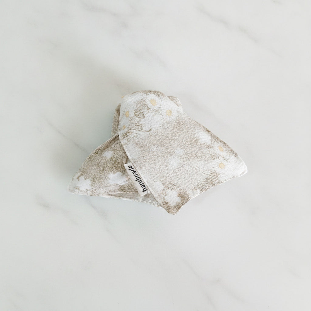 Textured Marble Stone Hair Claw Clip – hair accessories (view 2)