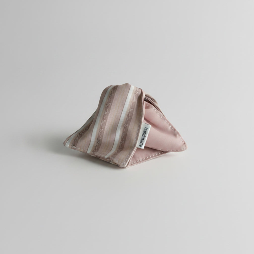 Striped Fabric Hair Claw Clip Pink – hair accessories (view 1)