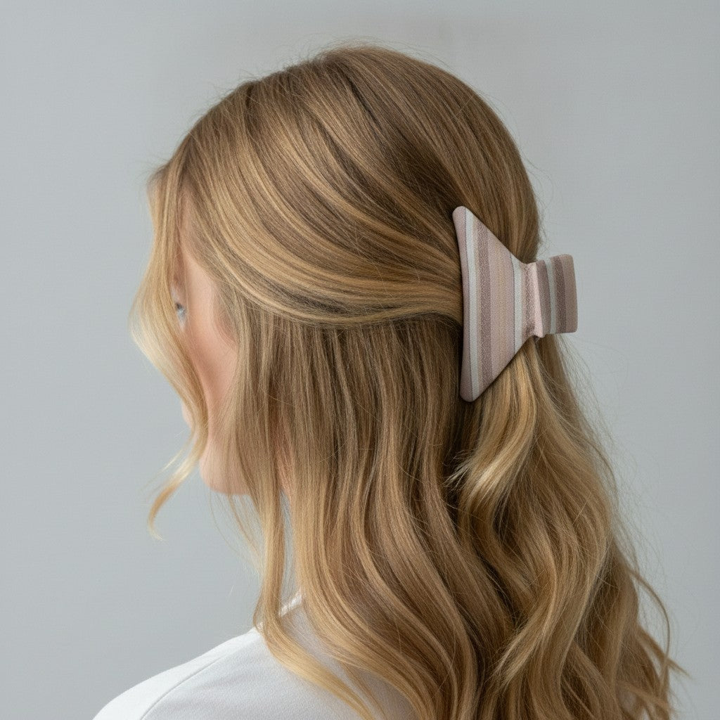 Striped Fabric Hair Claw Clip Pink – hair accessories (view 3)