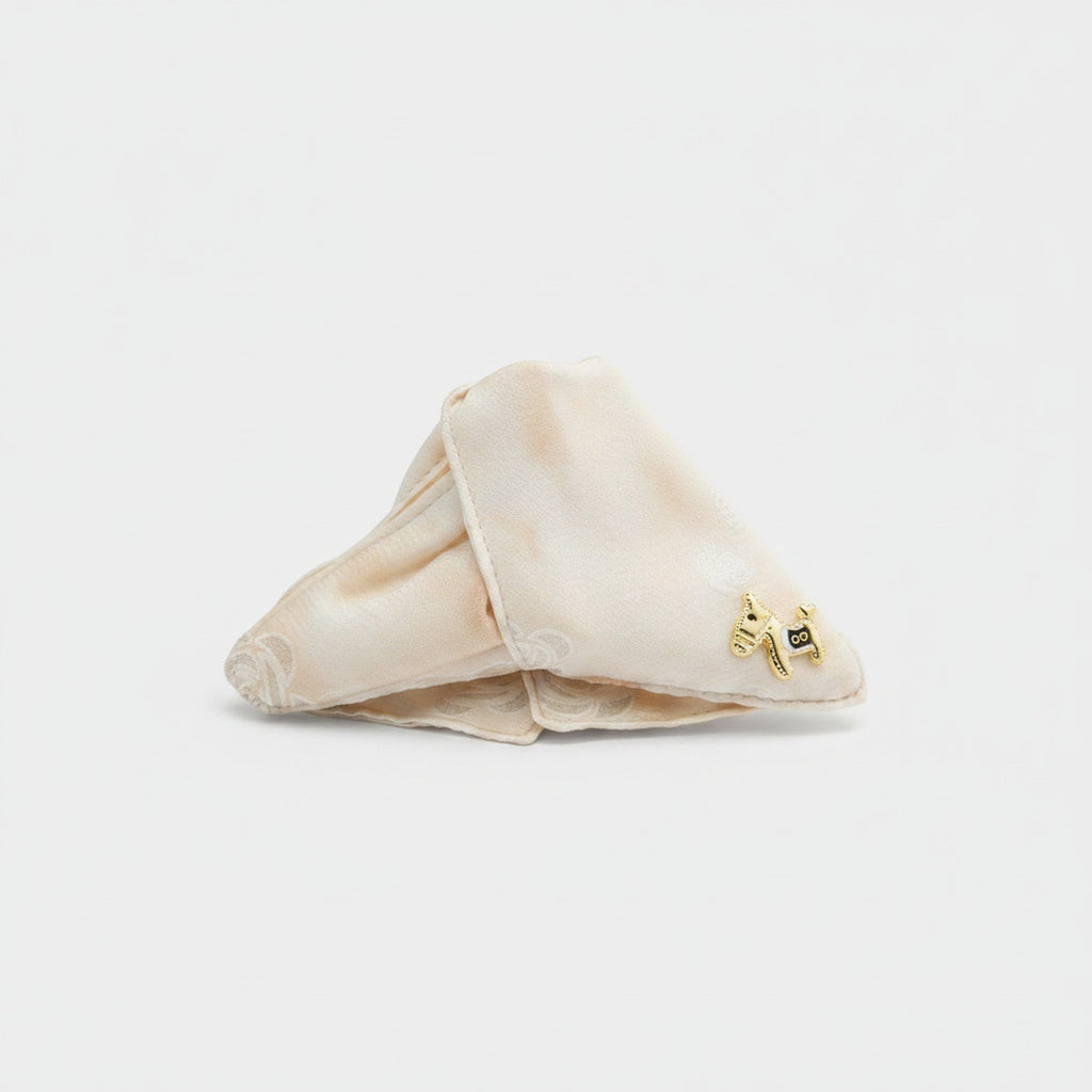 Cream Textured Hair Claw With Gold Butterfly Charm – hair accessories (view 1)