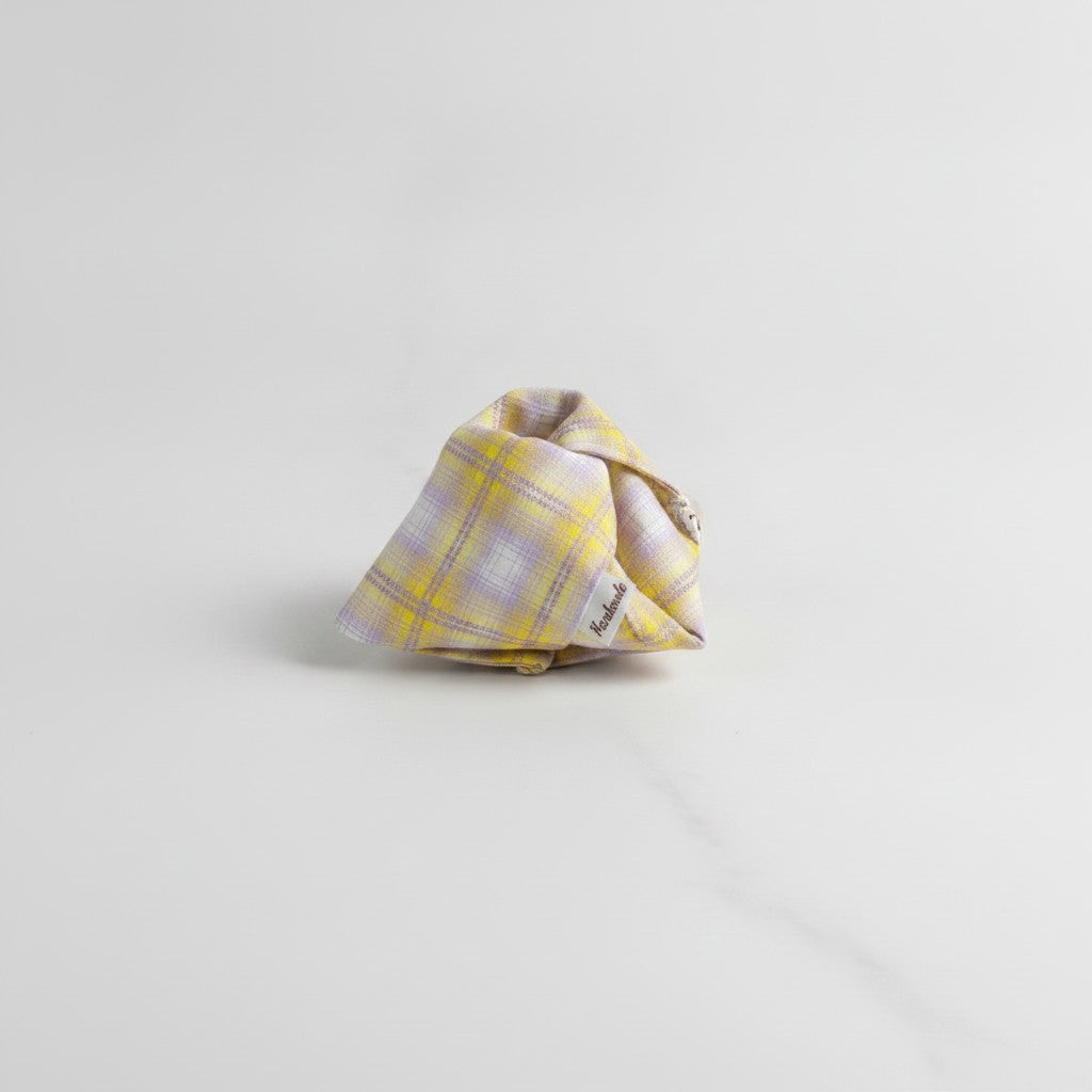 Yellow Plaid Textured Hair Claw Clip – hair accessories (view 3)