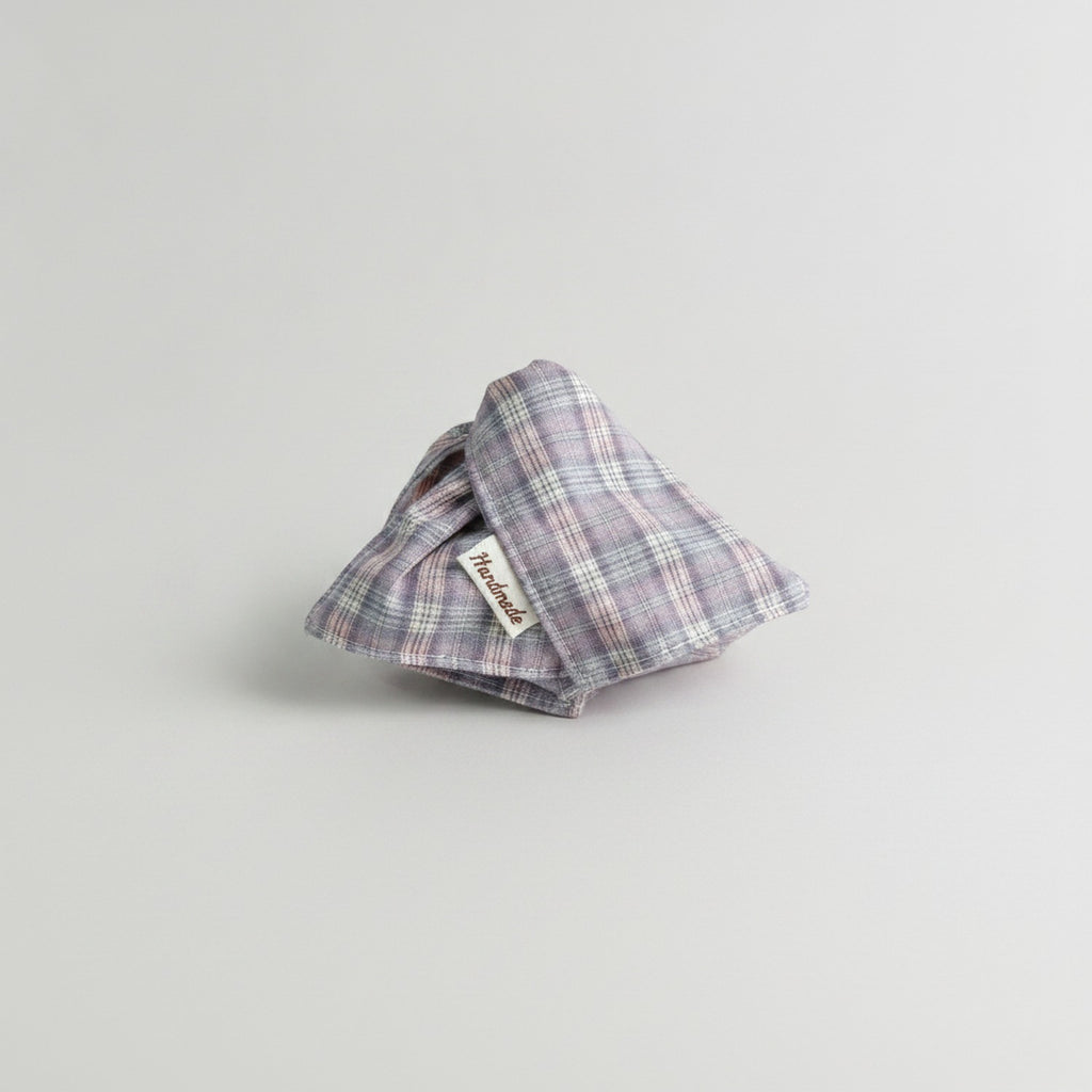Plaid Hair Claw Clip Gray – hair accessories (view 1)