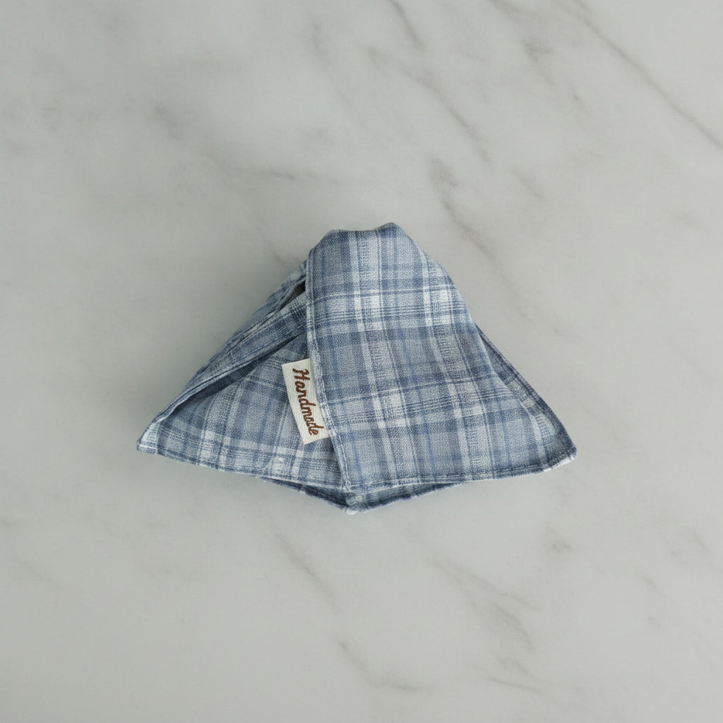 Blue Plaid Linen Hair Claw Clip – hair accessories (view 2)