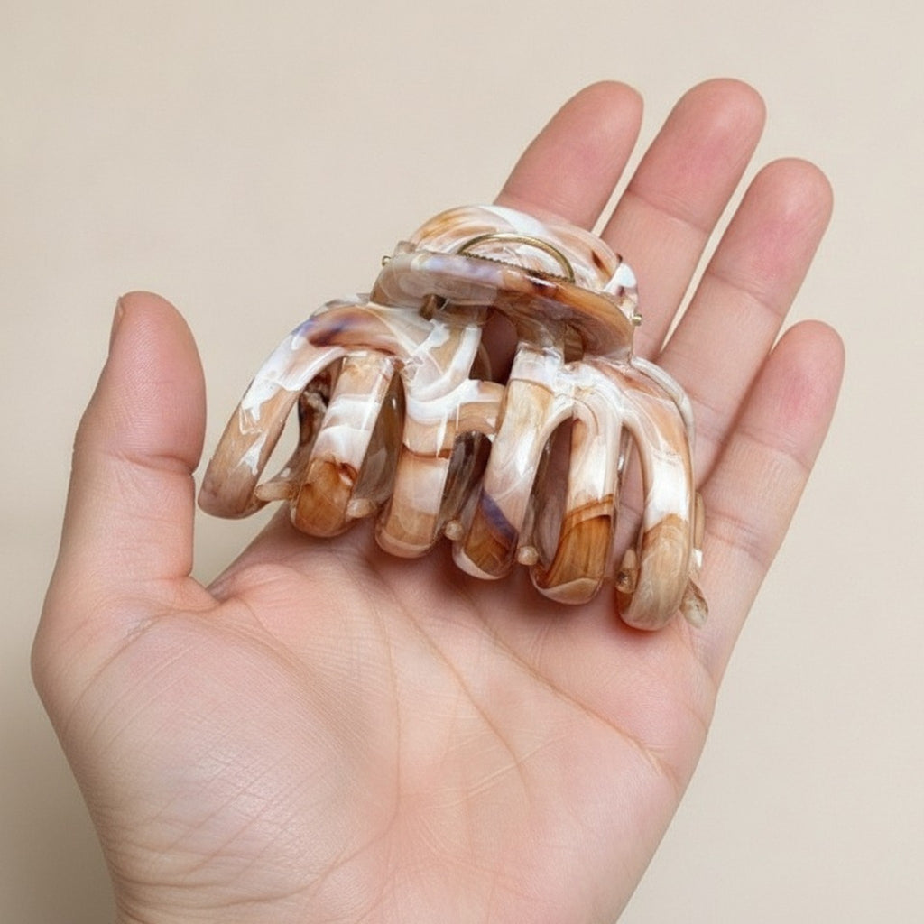 Marbled Acrylic Hair Claw Clip – hair accessories (view 4)