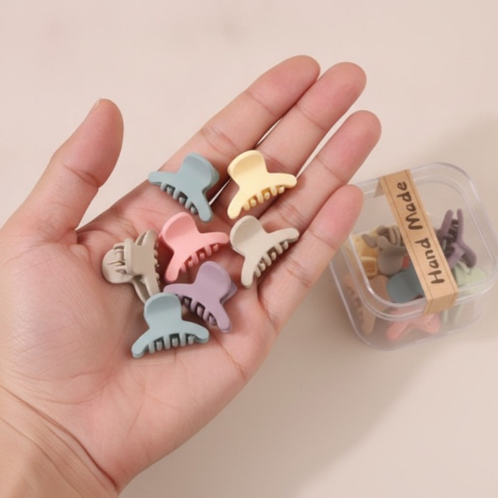 Mini Matte Hair Claw Clips Set – hair accessories (view 9)