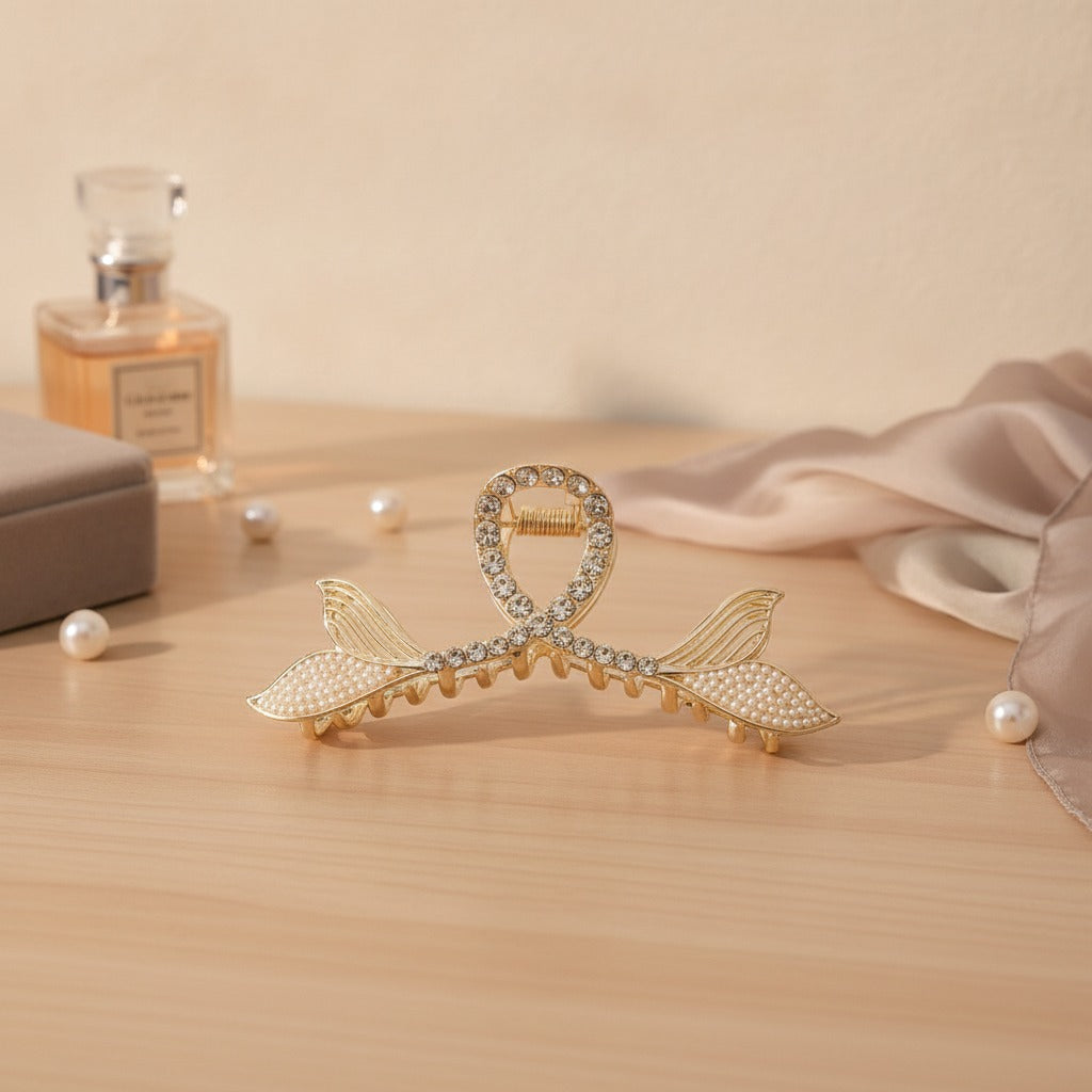 Mermaid Tail Pearl Gold Hair Claw – hair accessories (view 2)