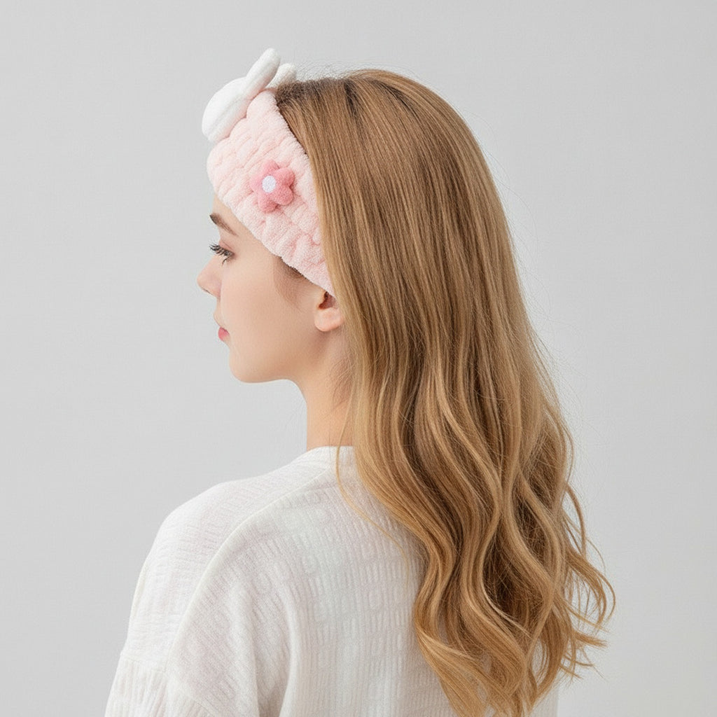 Cute Mouse Plush Hair Clip Accessory – hair accessories (view 3)