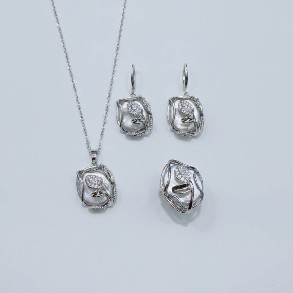 Pearl Shell Rhinestone Jewelry Set With Ring (view 1)