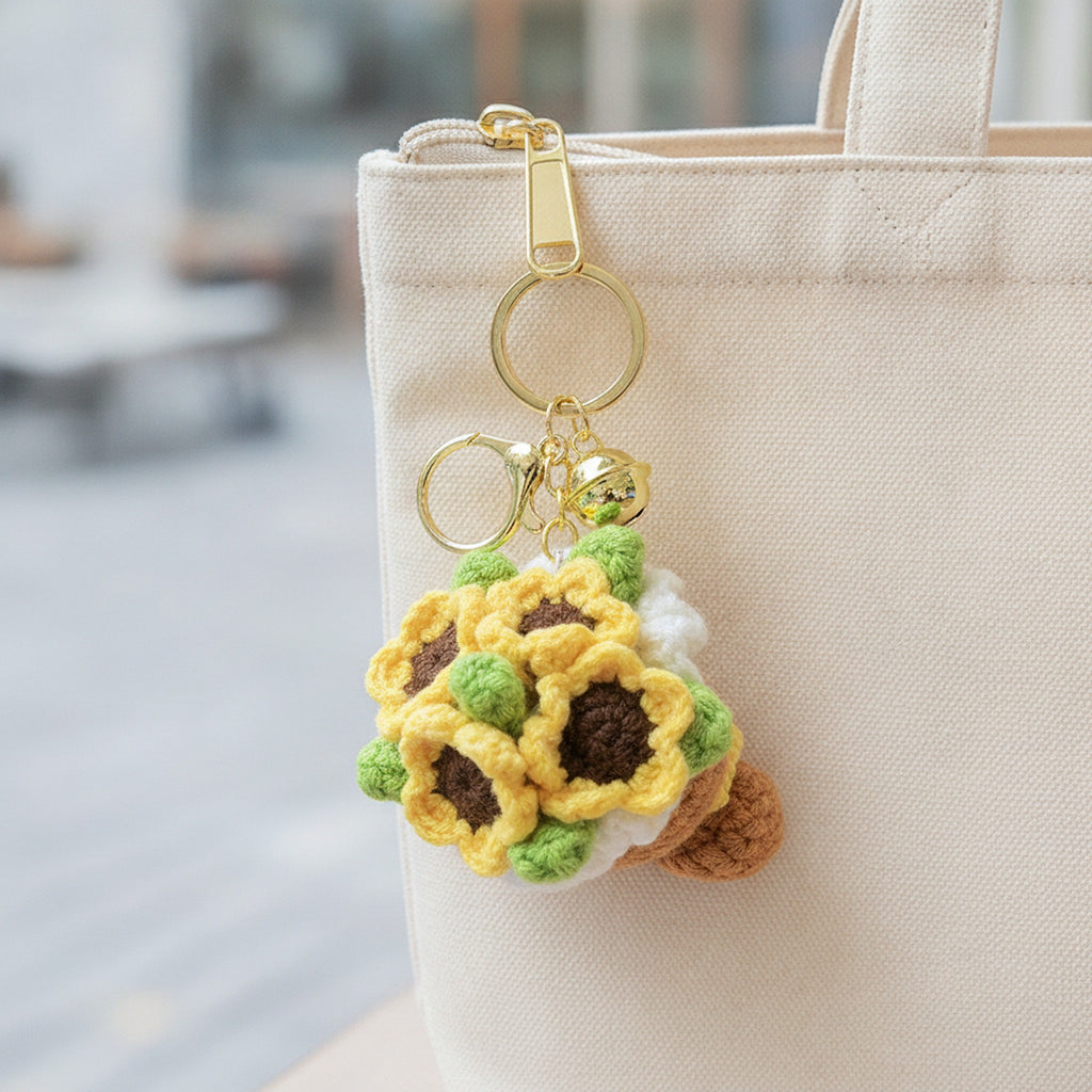 Crocheted floral keychain - Type 3 – novelty & toys (view 3)