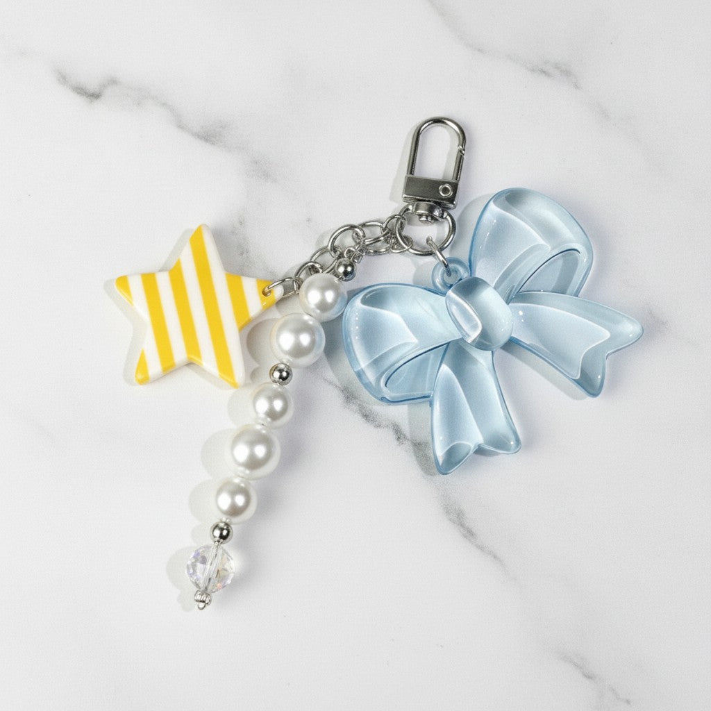 Bow Pearl Star Keychain - Style 4