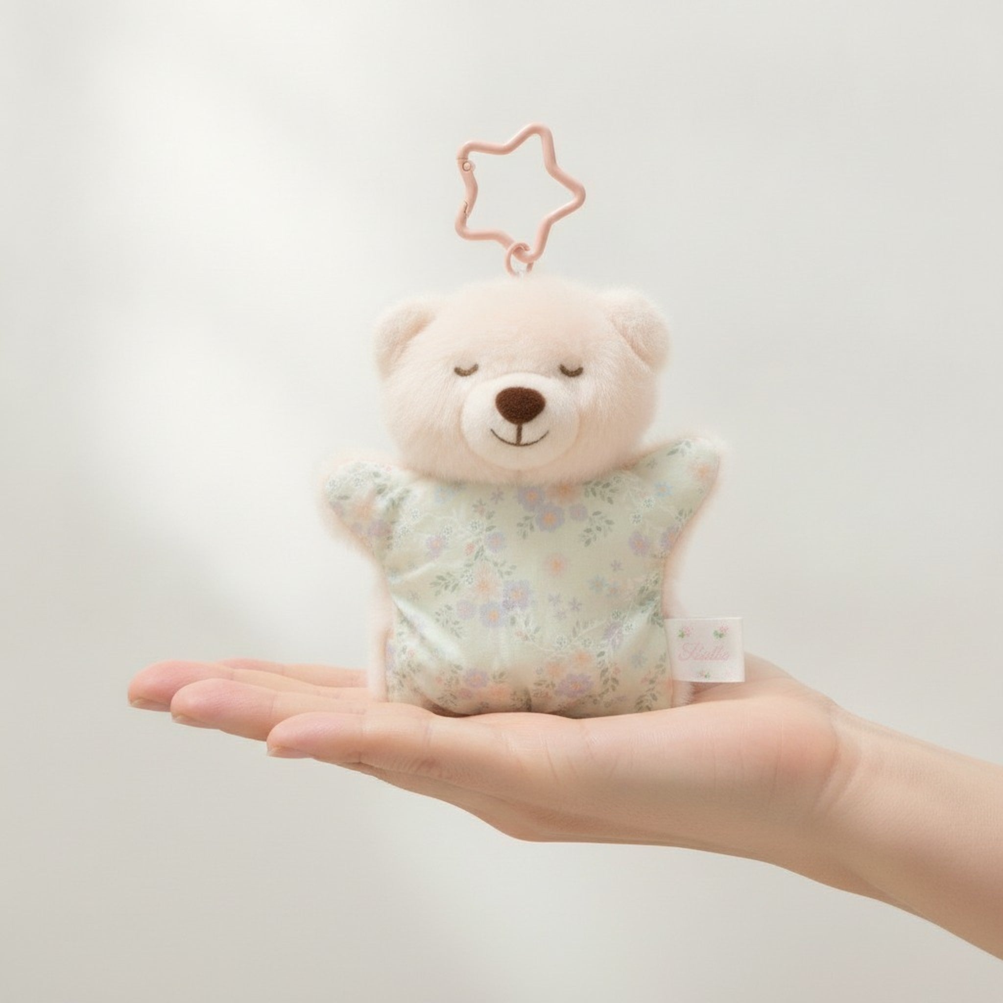 Fluffy Sleepy Bear Star Keychain – novelty & toys (view 3)