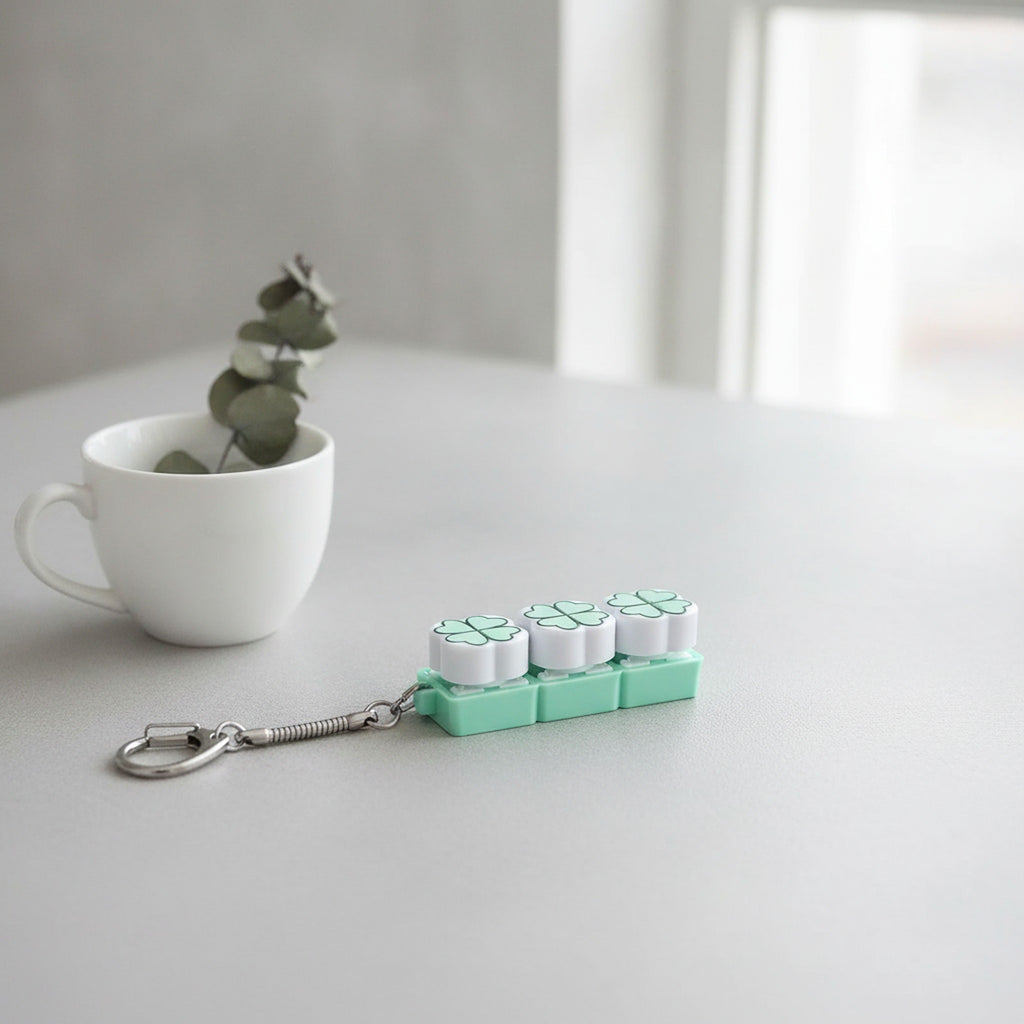 Four-Leaf Clover Keycap Keychain - Green
