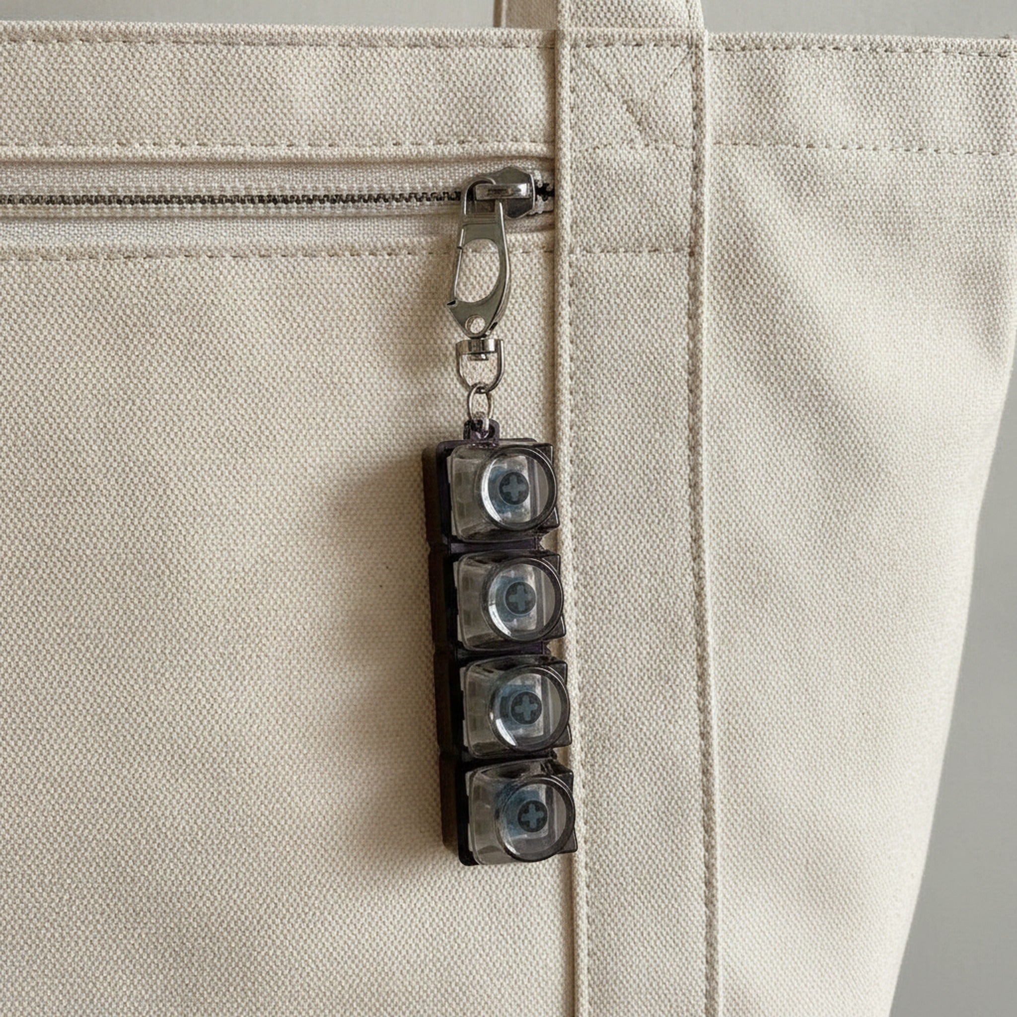 Black Keycap Bar Keychain