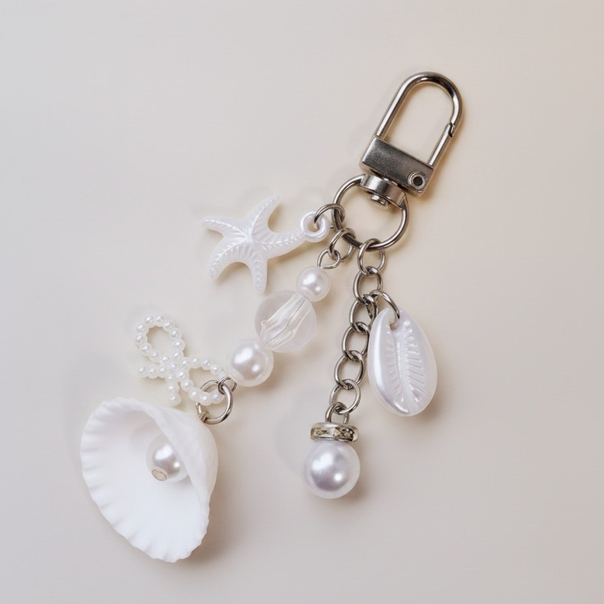 Ocean Theme Pearl Shell Charm Keychain – jewelry (view 1)