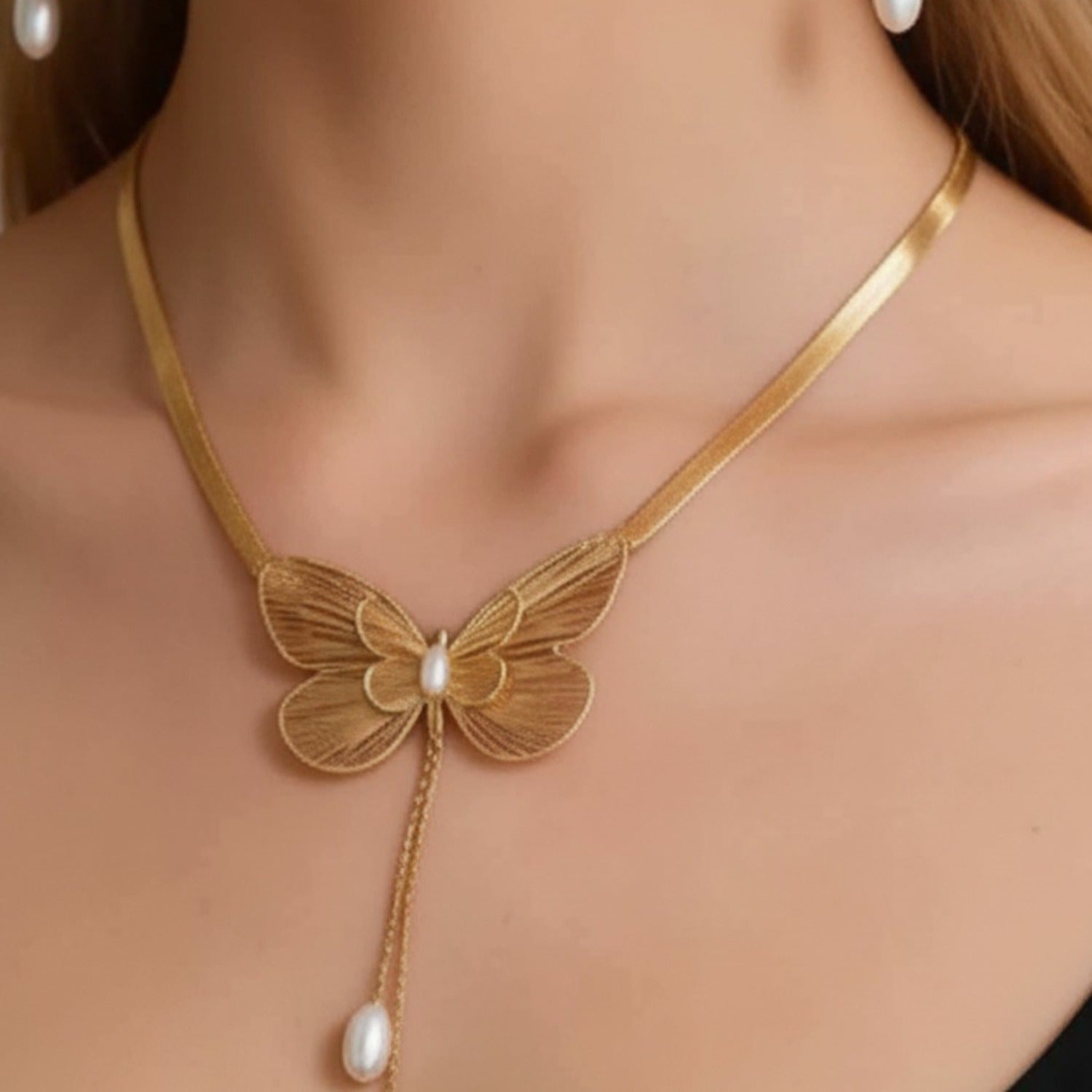 Butterfly Pearl Chain Necklace Set Gold