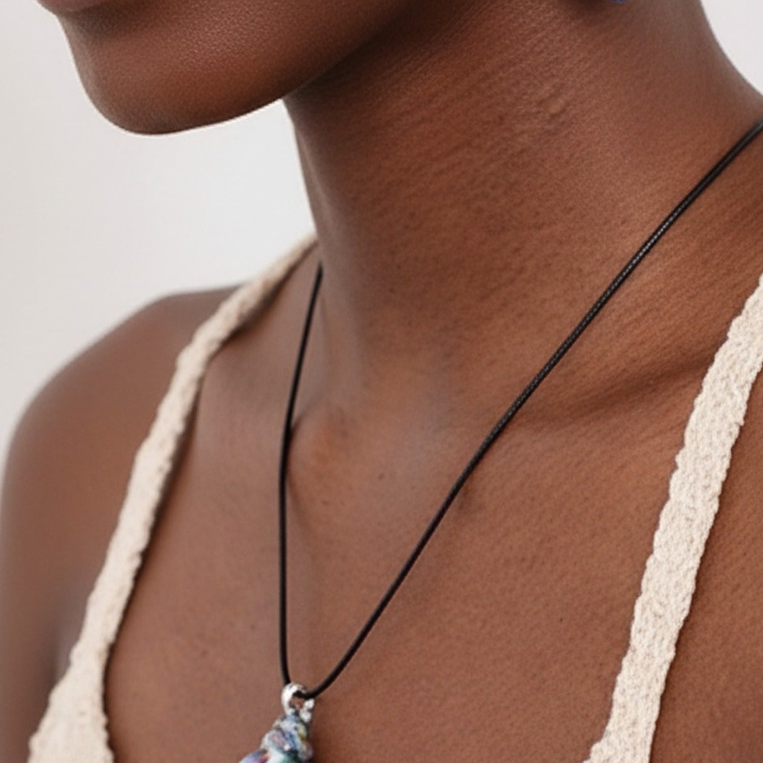 Iridescent Shell Pearl Earring & Necklace Set