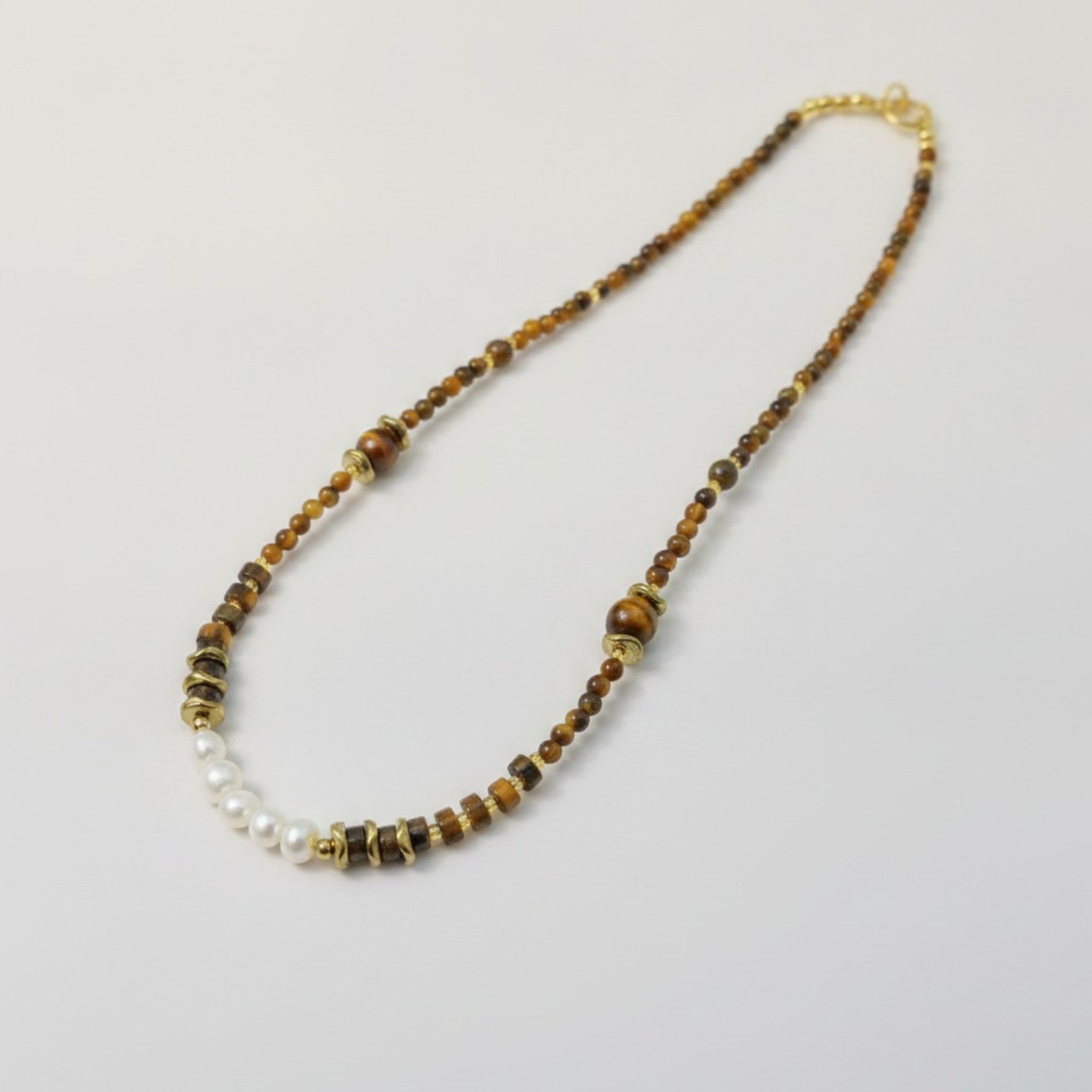 Gold Beaded Pendant Necklace – jewelry (view 4)