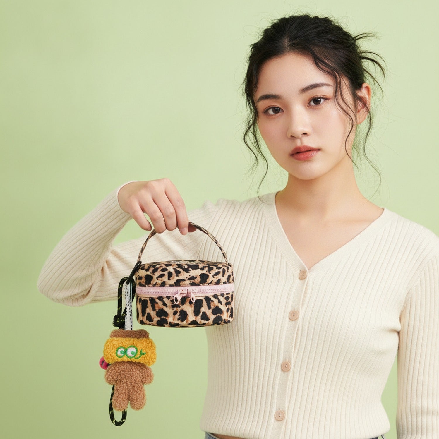 Leopard Print Cosmetic Bag With Pink Bow