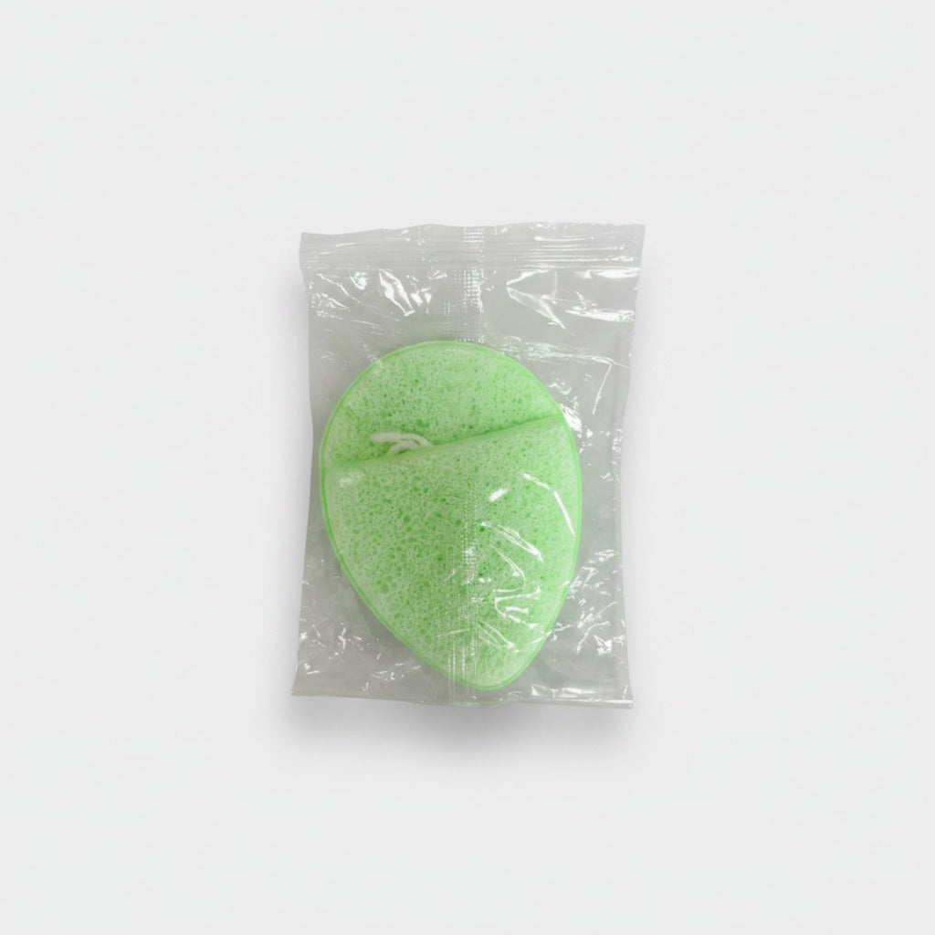 Green Leaf-Shaped Facial Cleansing Sponge