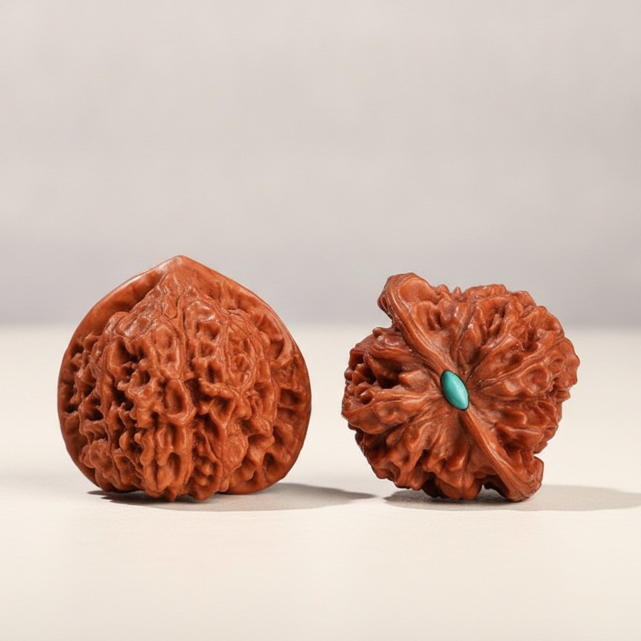 Natural Hand Play Walnuts Pair – novelty & toys (view 4)