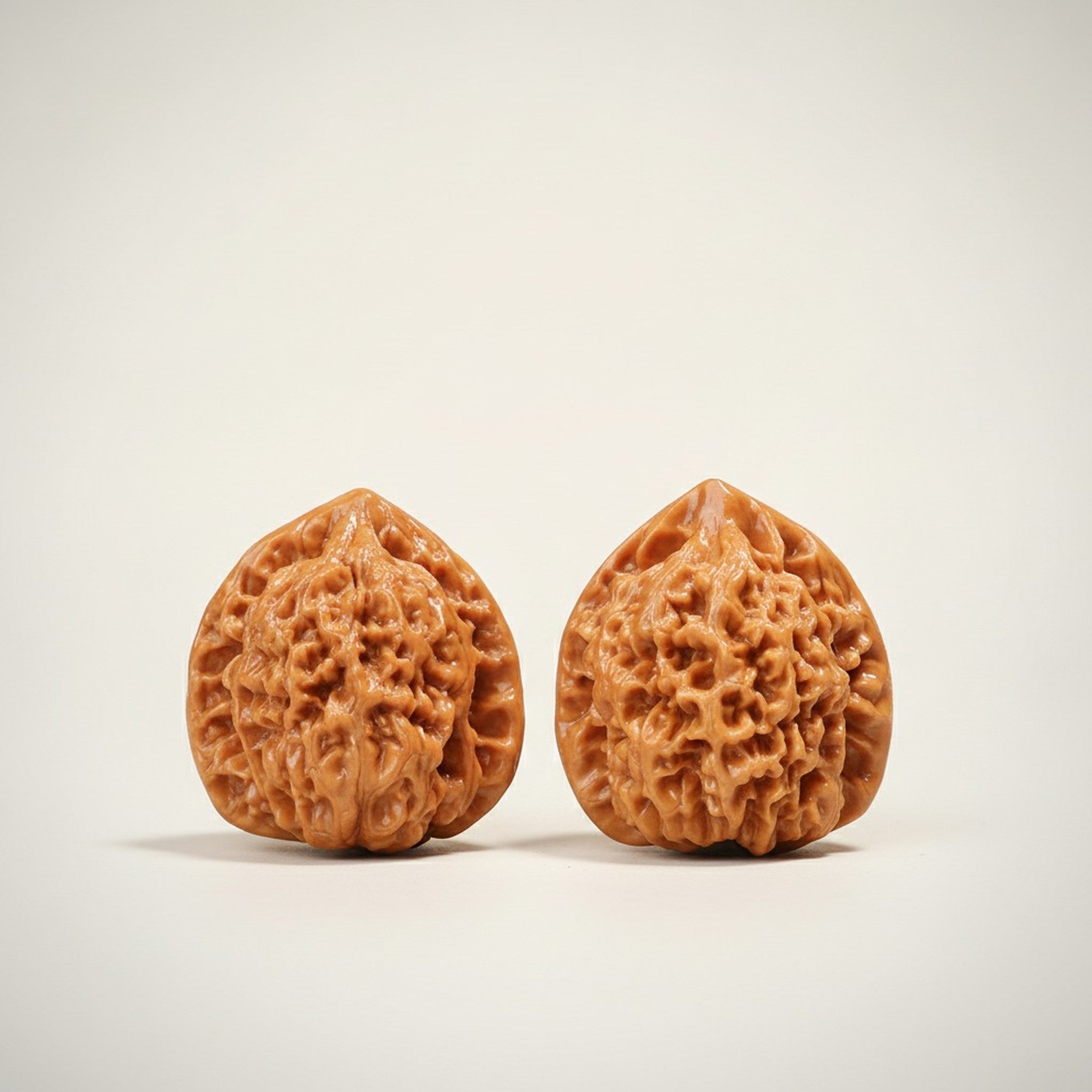 Natural Hand Play Walnuts Pair – novelty & toys (view 5)