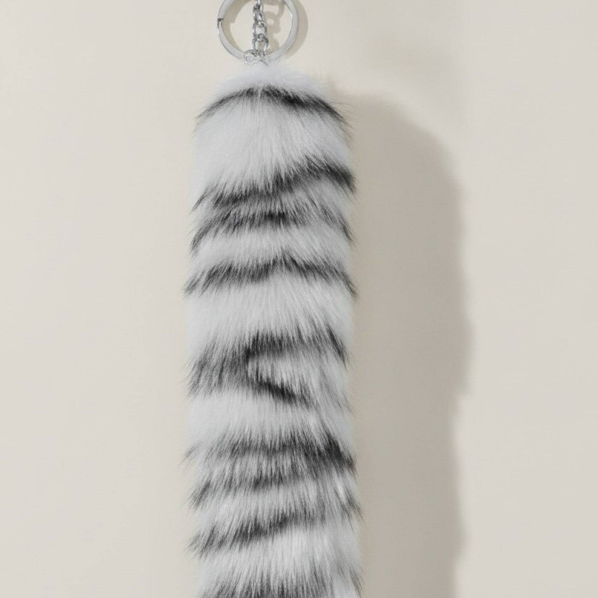 Chic Patterned Faux Fur Keychain – bags & wallets (view 4)