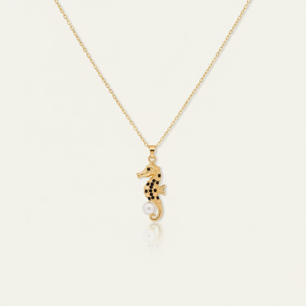 Elegant Nautilus Shell Pendant Necklace – jewelry (view 2)