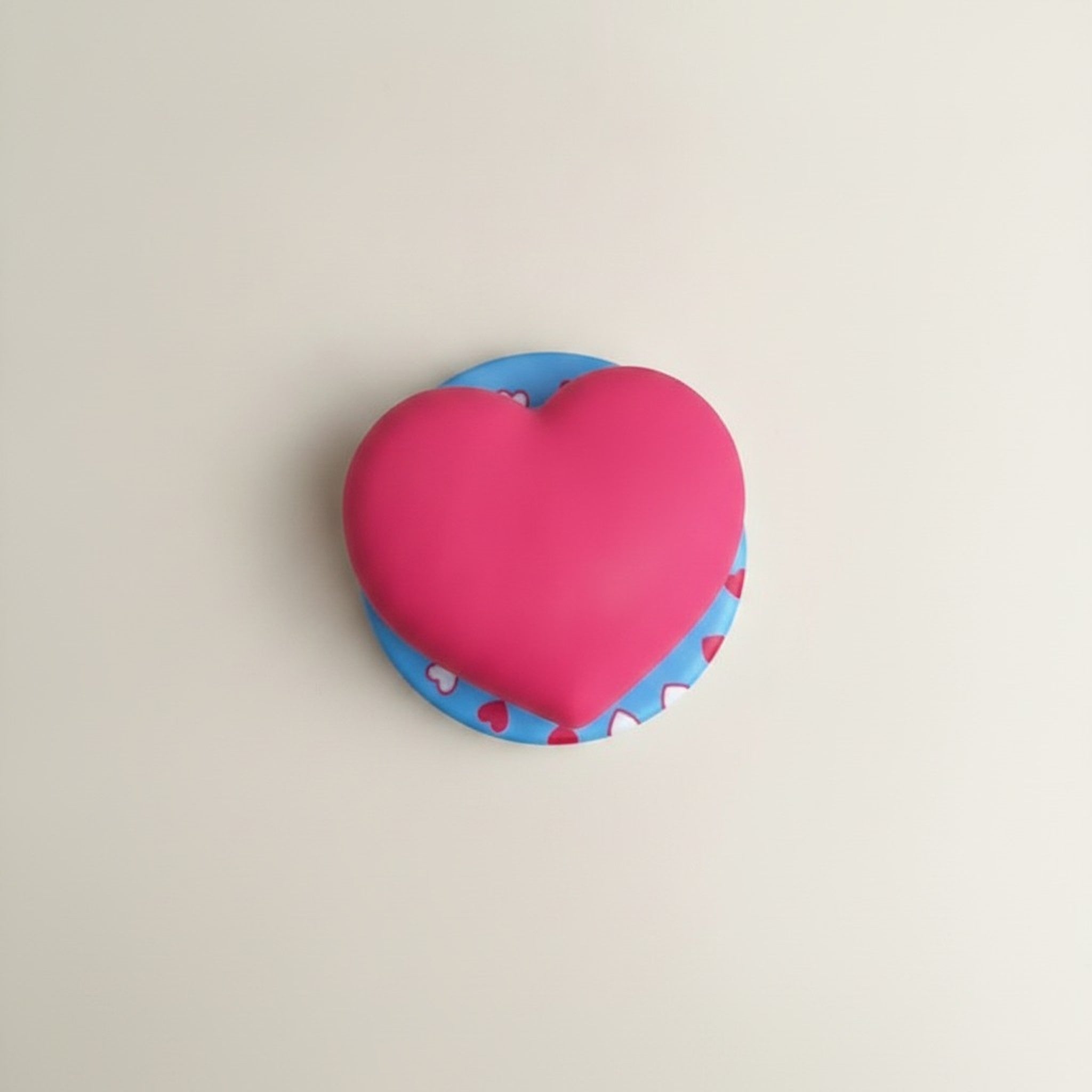 Heart Phone Grip Stand – tech (view 3)